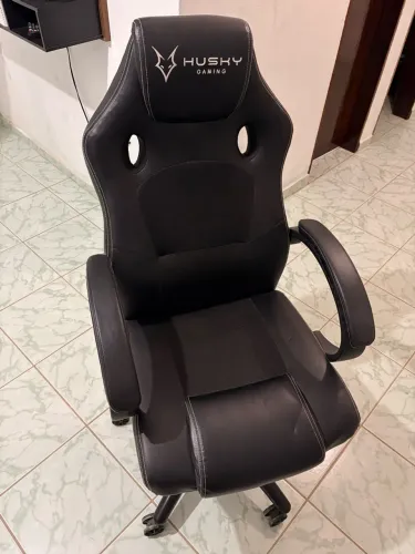Cadeira Gamer Husky Gaming Preta - Usada