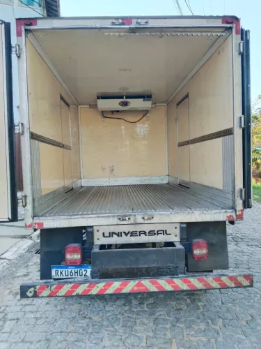VW express 2022 baú refrigerado categoria B