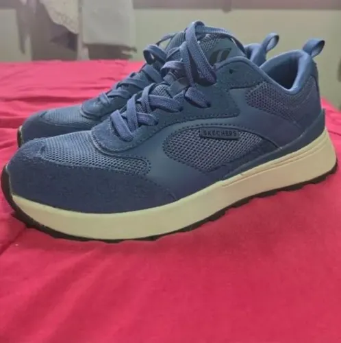 Tênis azul Sketchers, tam 36
