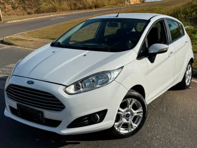 Ford Fiesta 1.5 16V Flex Mec. 5P 2014