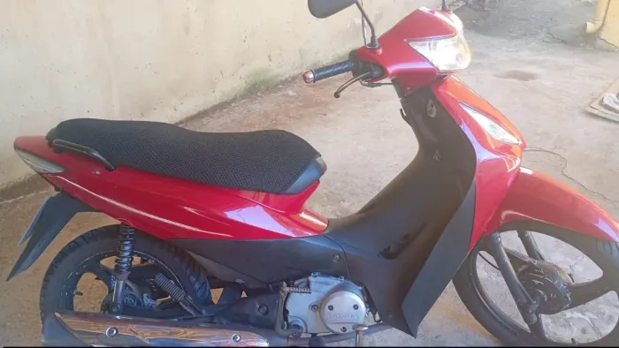Honda Biz 2010. Muito conservada.