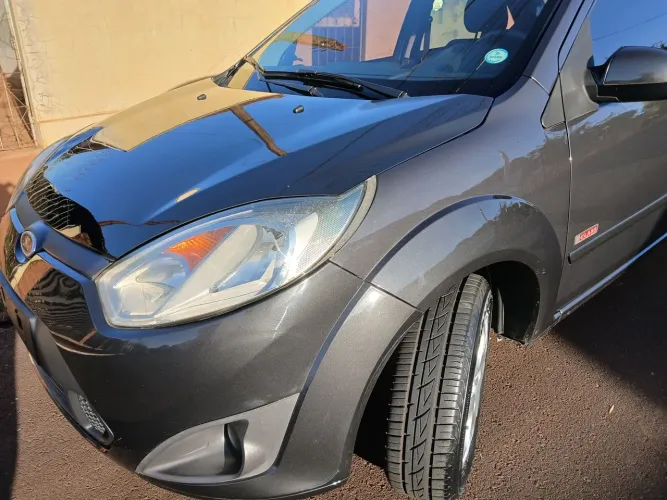 Ford Fiesta Sed. 1.6 8V Flex 4P 2012