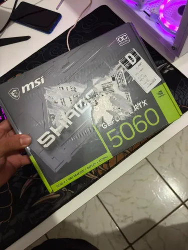 Placa de vídeo geforce RTX 5060 mais shadou 2x 