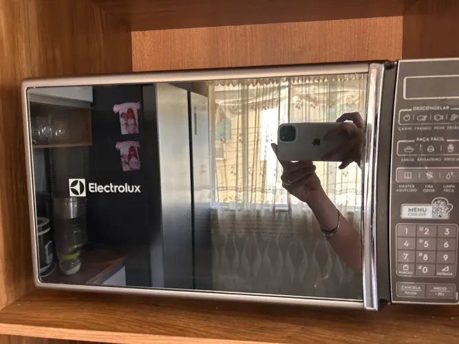 Electrolux modelo MS37R espelhado(LEIA A DESCRIÇÃO)