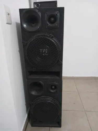 Som Caixa trio