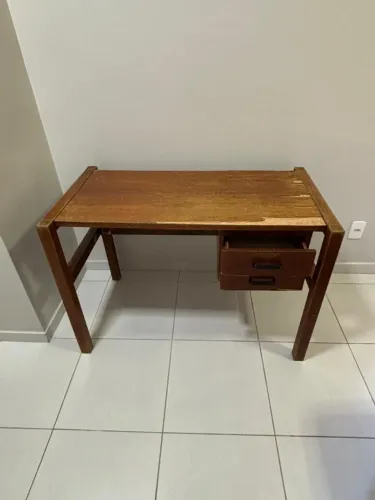 Escrivaninha vintage