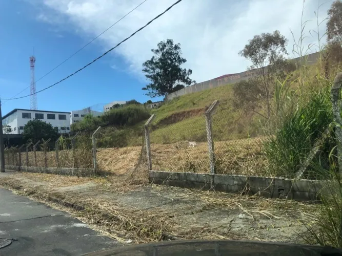 Excelente Lote Industrial de 4.387 m² na Vila Suíssa - Zoneamento ZEDE 3