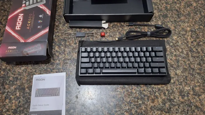 Teclado Mecânico Gamer AGON AGK600 Cherry MX Red Switch US RGB 360°