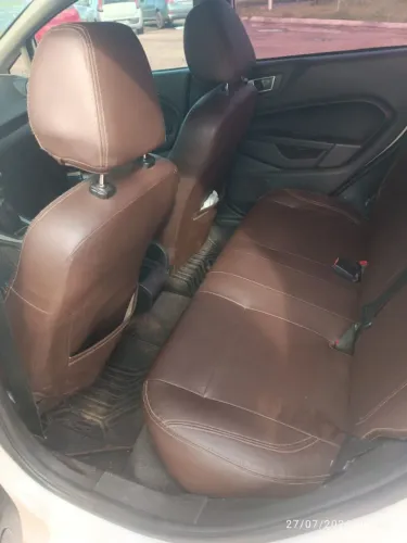 Ford KA+ Sedan 1.5 16V Flex 4P 2015