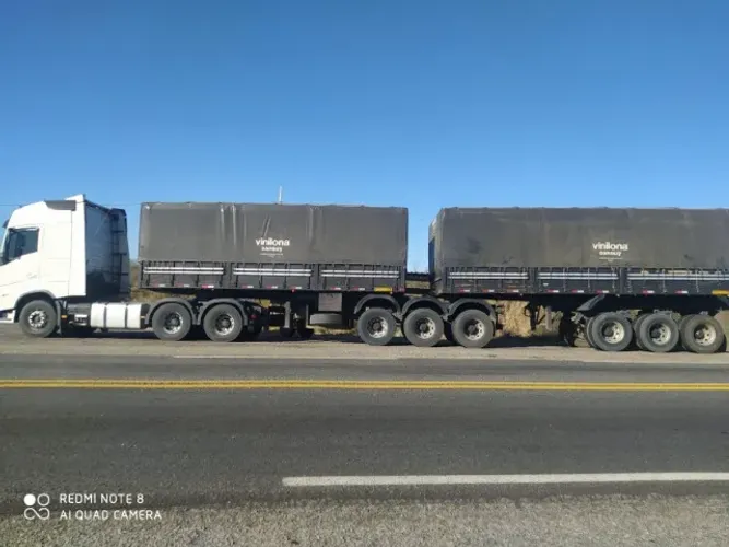 Carreta 3x3 curto