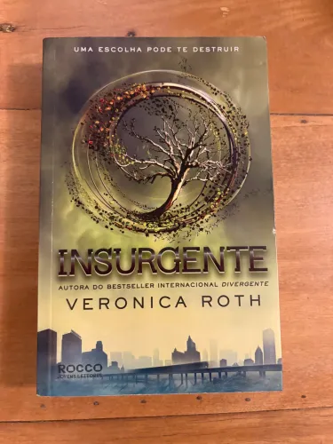 Livro Insurgente - Veronica Roth