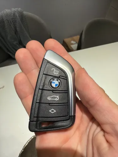 Chave Original BMW 320i sport gp 2023