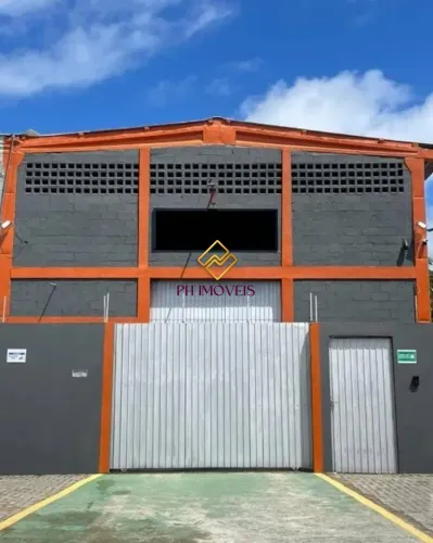 Galpão com 1050m² de área total em Marechal Deodoro