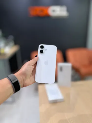 Iphone 16 Normal Branco 128GB Seminovo Garantia Loja Física