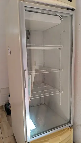 Freezer expositor vertical