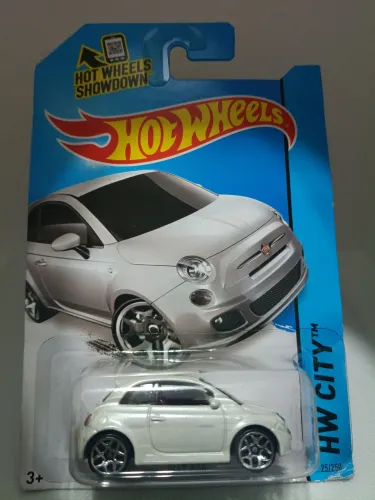 Hot Wheels FIAT 500 HW CITY ? 2013