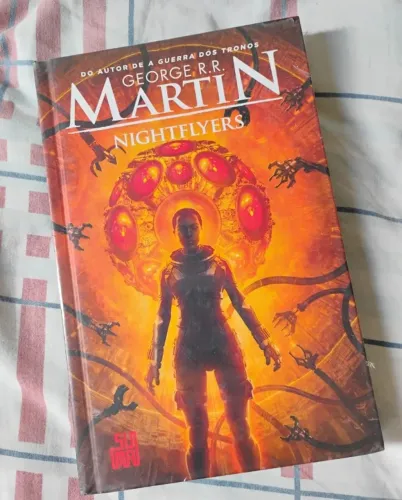 Livro Nightflyers - ficção científica e terror - George R. R. Martin - Livro Novo