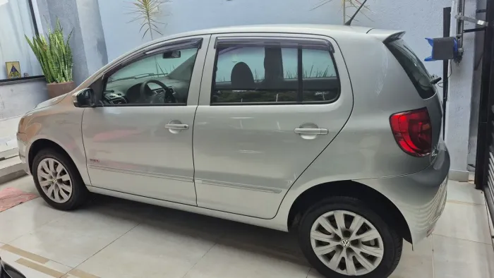 Volkswagen Fox 1.0 MI Total Flex 8V 5P 2012