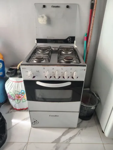 Vende-se fogão 4 boca
