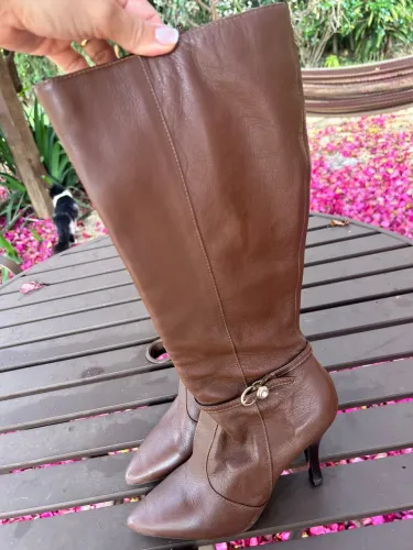 Bota cano longo 