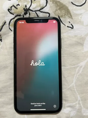 iPhone 11(64g) algumas marcas de uso de resto, bom todo !