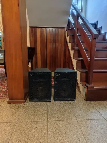 Caixa acústica