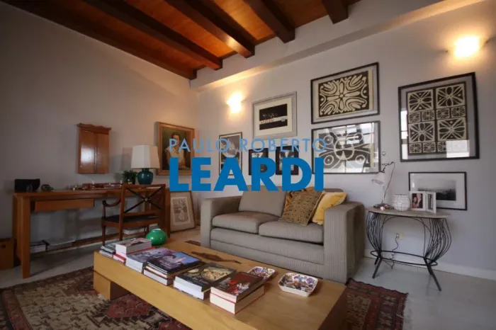 CASA EM CONDOMÍNIO - ALPHAVILLE - SP