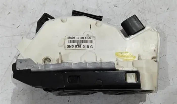 Fechadura Traseira Esquerda Amarok 2010 11 12 13 14 15 2016