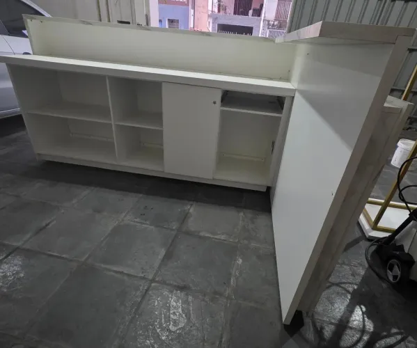 Balcão caixa em MDF