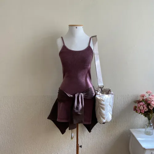 macaquinho track & field Rosa Malva M com etiqueta