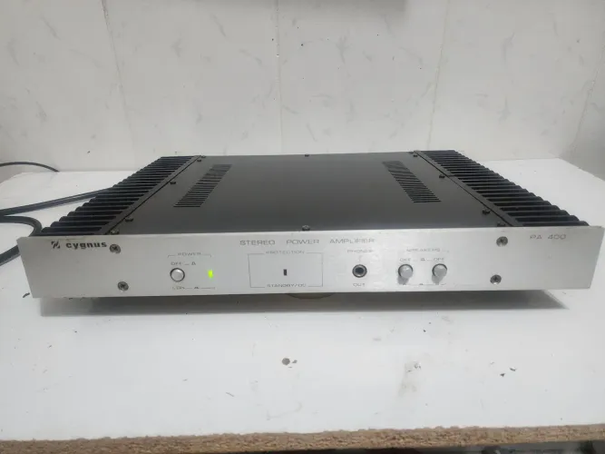 Amplificador Cygnus PA400