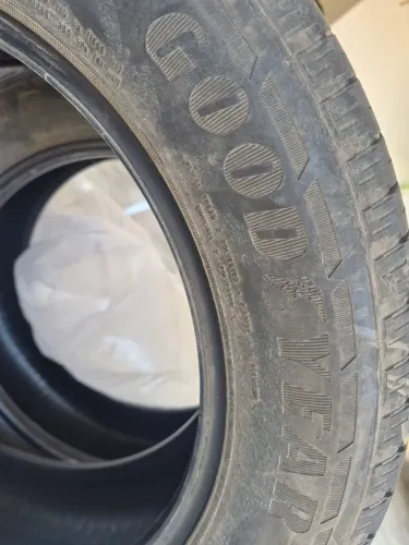 Pneus usados 215/60/17