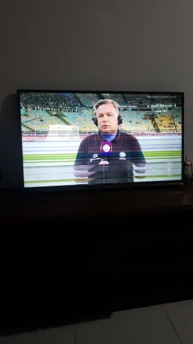 Smartv LG leia a descrição