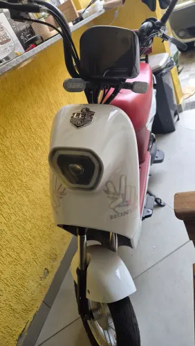 scooter elétrica modelo Lee (ou Hao Lee) de 1000W,