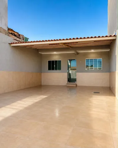 CASA RECÉM-REFORMADA - AREAL-DF