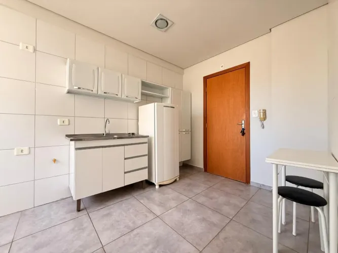 Apartamento para alugar em Maringá, Zona 07, com 1 quarto, com 29 m², Residencial Arezzo
