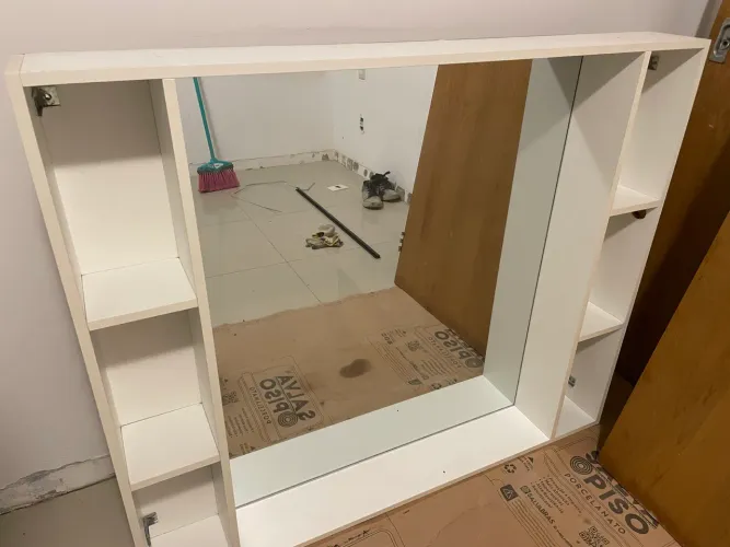 Painel de Banheiro com Espelho + Nichos - 1,20 x 1,00 