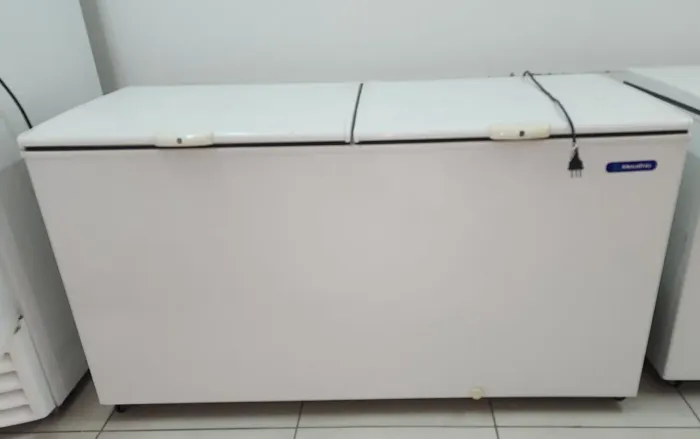 Freezer horizontal 2portas 546l metalfrio modelo DA550b 220v 