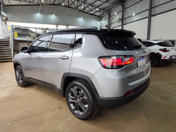 Jeep Compass Long. T270 1.3 TB 4X2 Flex AUT 2024