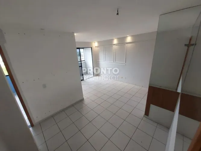 Apartamento com 2 quartos em Torre