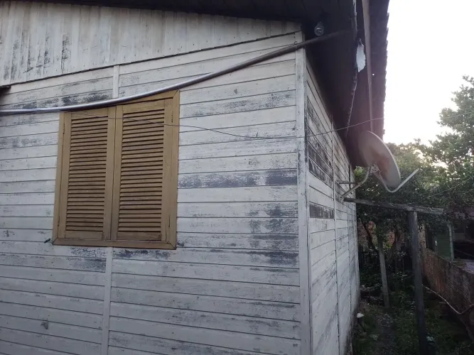 Vendo casa pré fábricada madeira cedro 