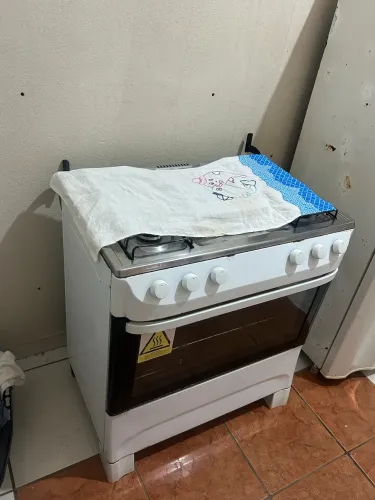 Geladeira e fogão 
