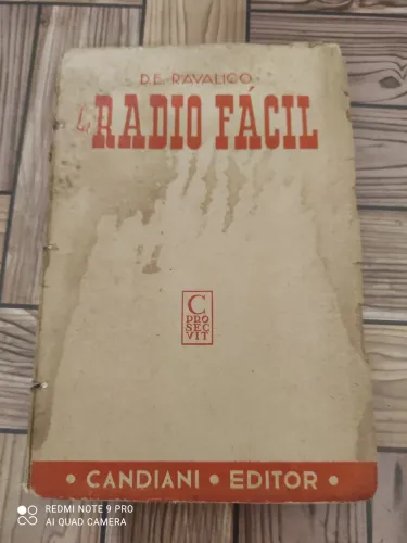 Livro muito antigo,sobre rádios Antigos: