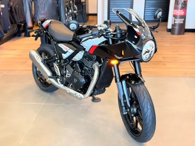 Triumph Thruxton 400 2026 / com apenas 0km rodados