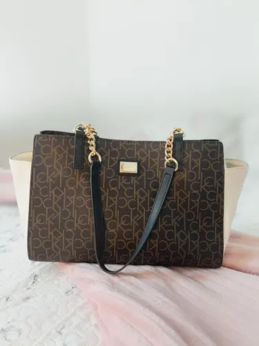 Bolsa feminina CK pouco usada
