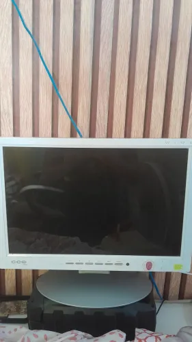 Monitor 60/75 hz CCE