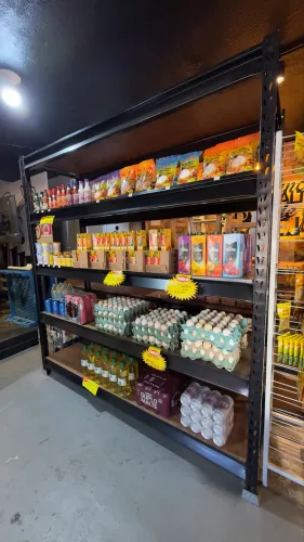 Prateleiras em aço para comércio em geral 