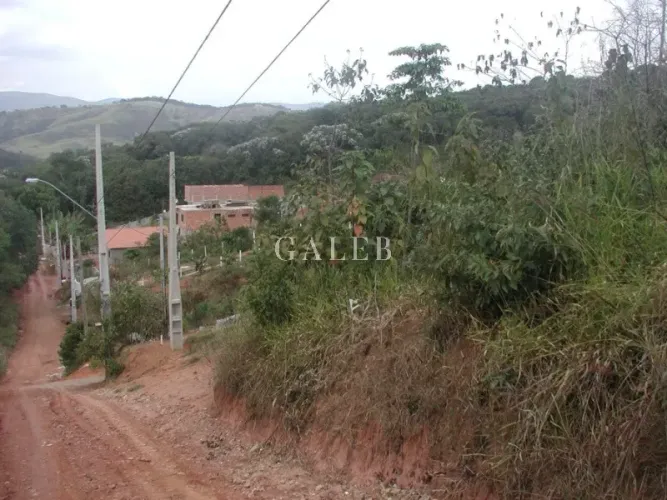 Terreno à Venda em Atibaia-SP, Jardim Maracanã: 10.000 m² de Oportunidade Imperdível!