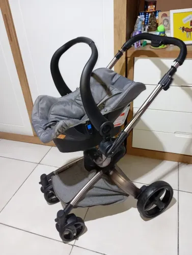 Carrinho de bebê Galzerano Dzieco Vulkan