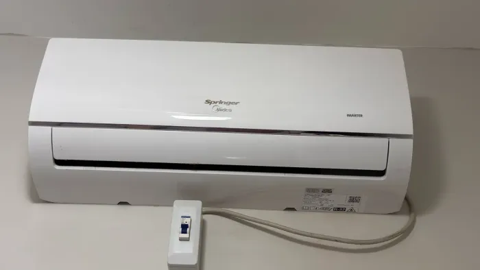 Vendo ar condicionado Midea Inverter 9.000 BTU